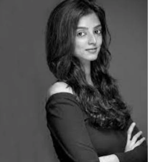 Deesha Dhanuka Profile
